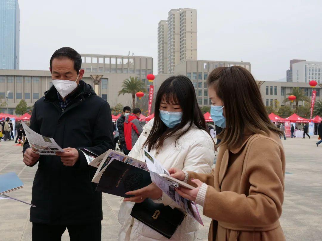 哈密人才网招聘网，人才与机遇的桥梁连接平台